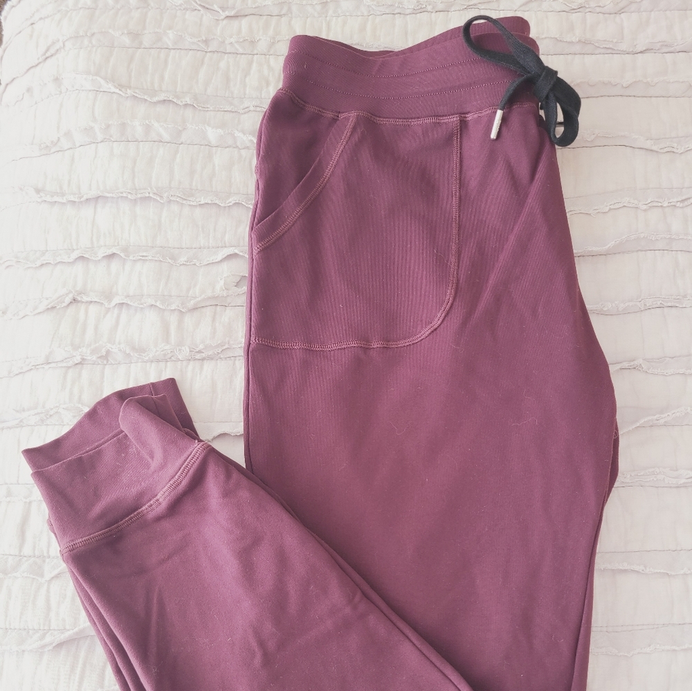 Zyia Plum Unwind Jogger